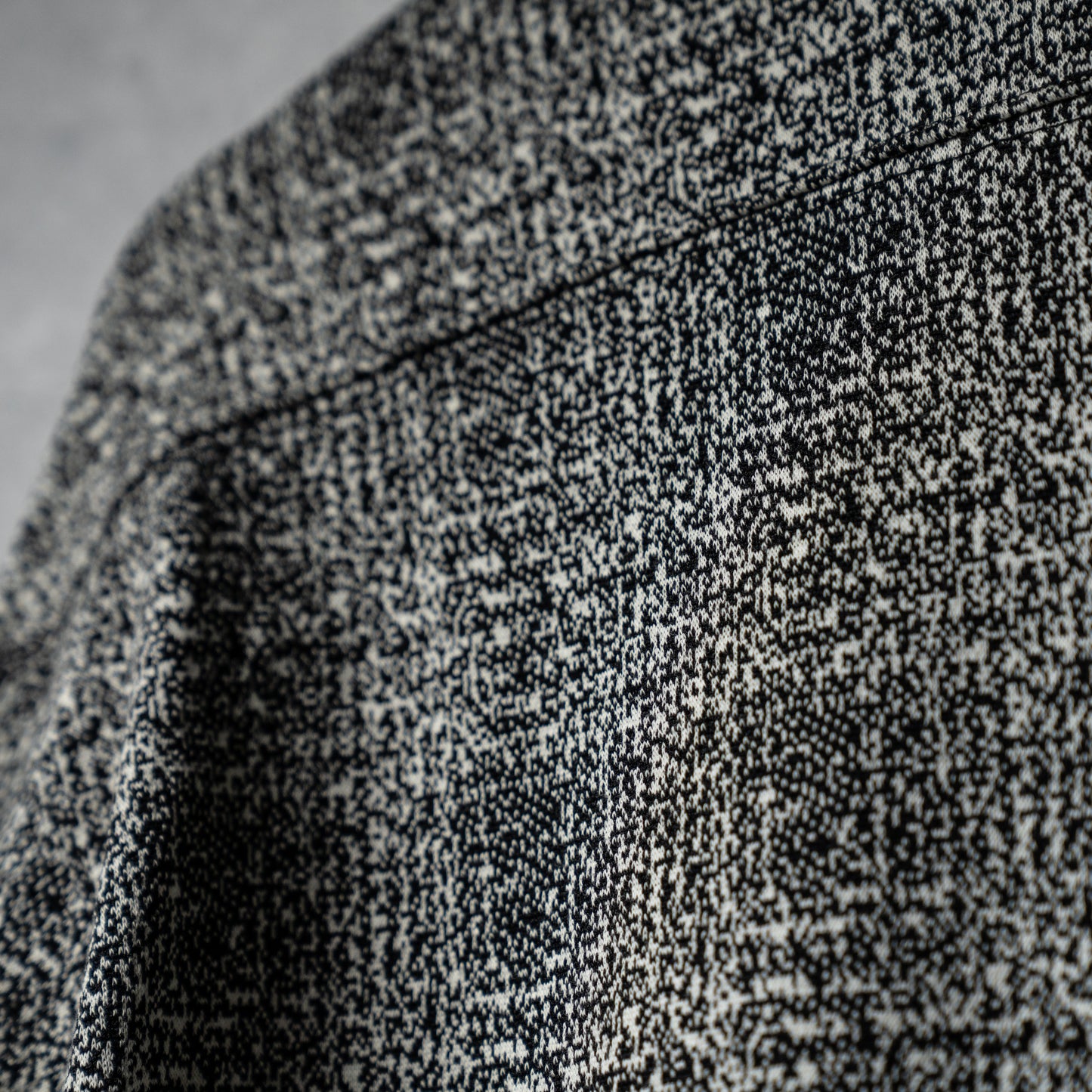 Phantom grid / Jacquard shirt