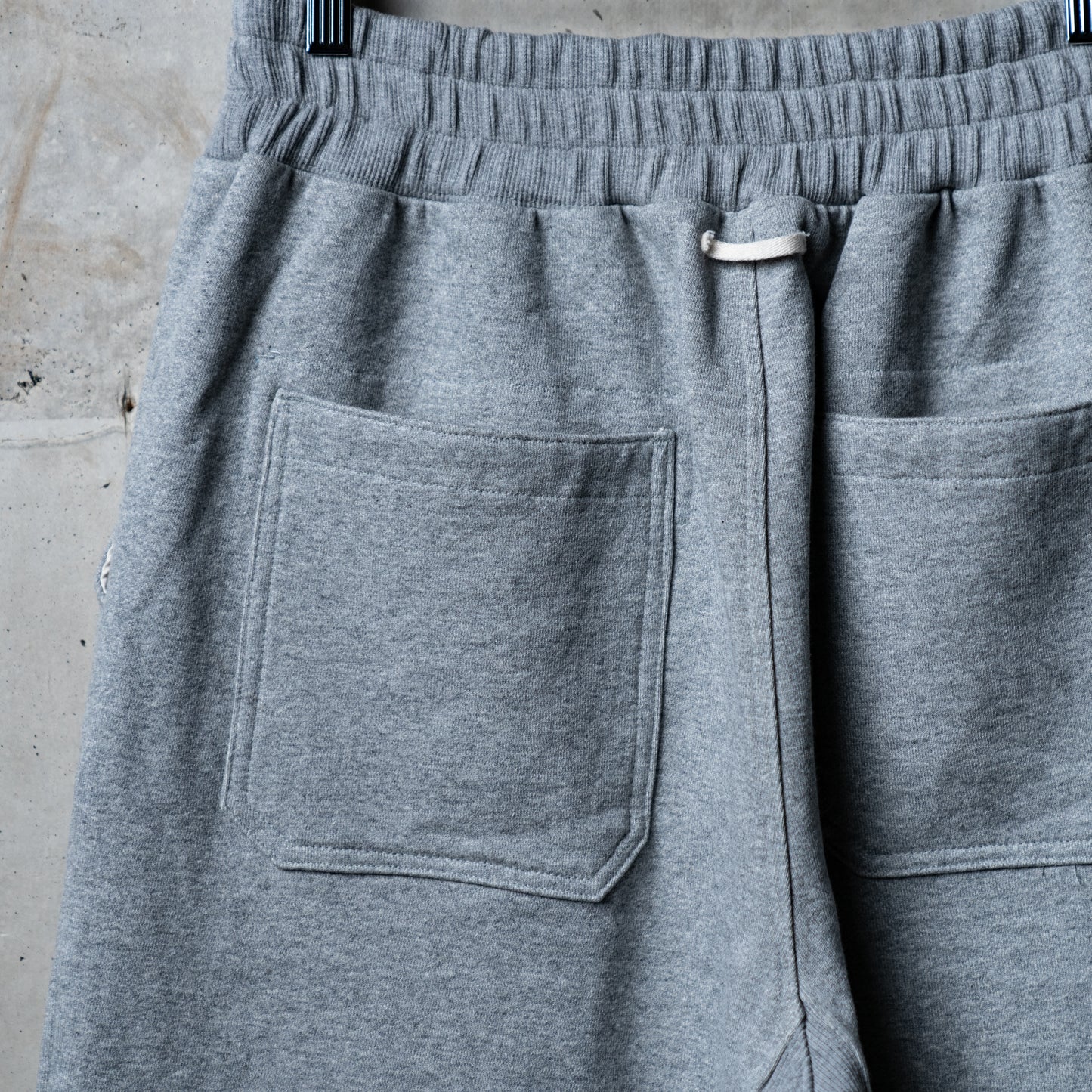 college logo sweat pants