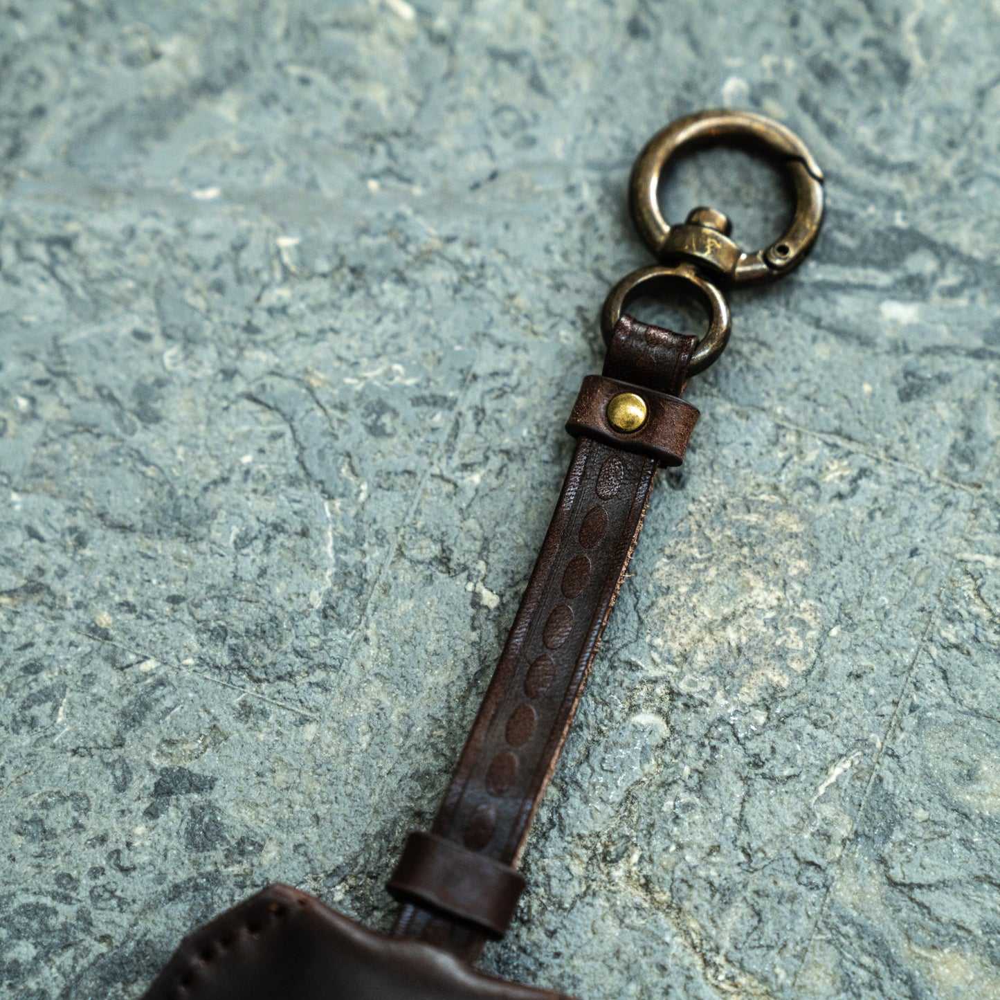 crochet keychain"cordovan"