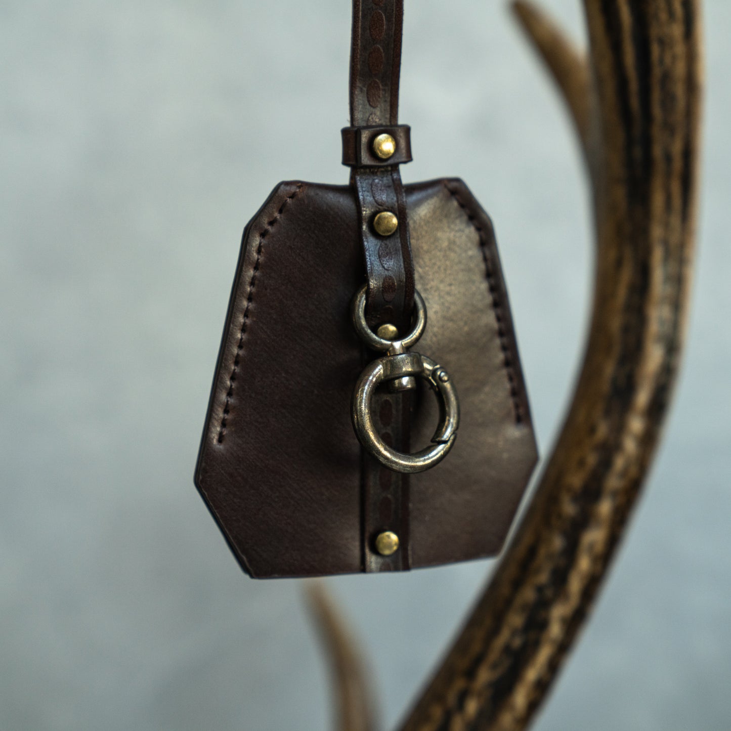 crochet keychain"cordovan"