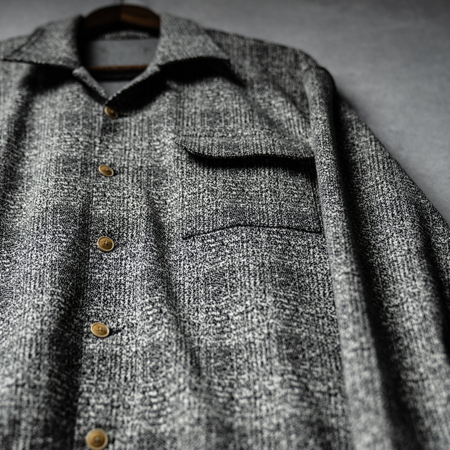 Phantom grid / Jacquard shirt