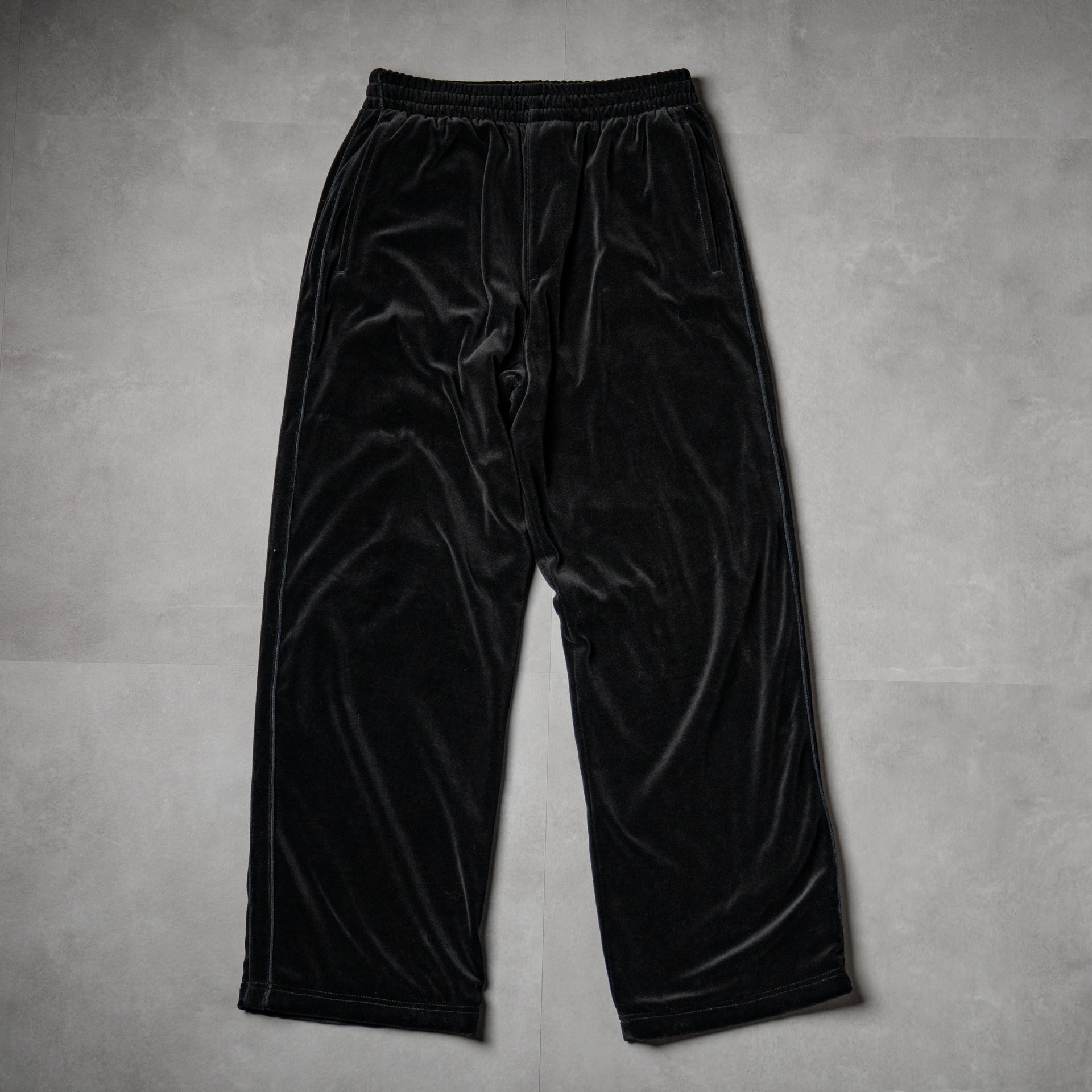 Heavy velor wide track pants – Maison Kinema