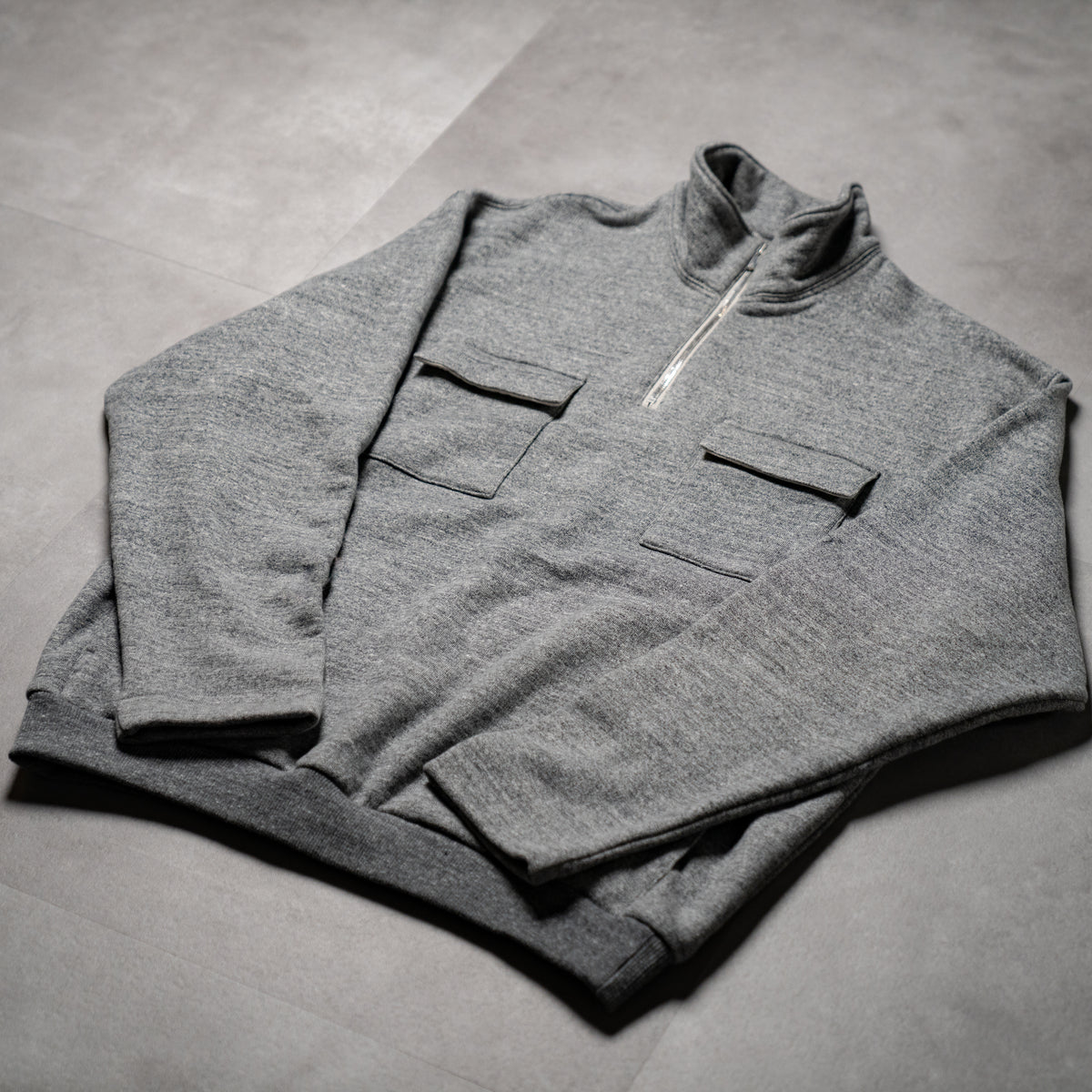 Loopwheel halfzip sweat – Maison Kinema